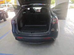 Tesla Model Y rear-wheel drive version - фото 3