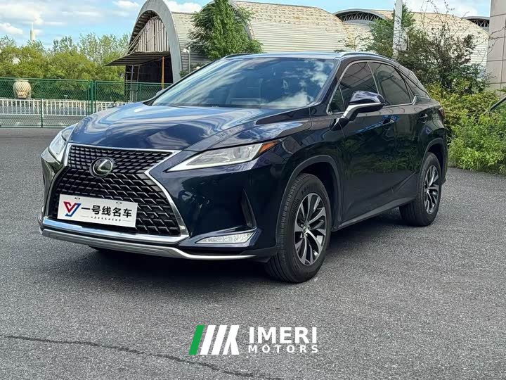 Lexus RX 2020 facelift 300 two-wheel drive comfort version