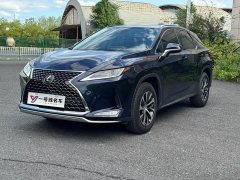 Lexus RX 2020 facelift 300 two-wheel drive comfort version - фото 1