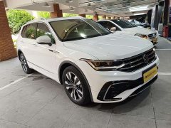 Volkswagen Tiguan L 380TSI automatic four-wheel drive R-Line version 7 seats - фото 6