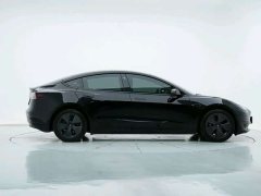 Tesla Model 3 2022 rear-wheel drive version - фото 7