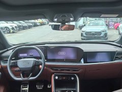 Audi Q5L 2.0T Exclusive Edition for Ten Million Users - фото 4