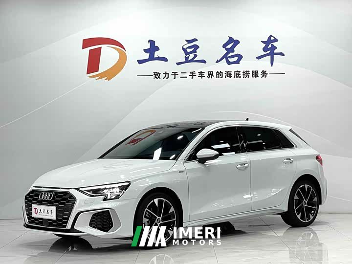 Audi A3 Sportback 35 TFSI stylish and sporty - автомобиль из Китая