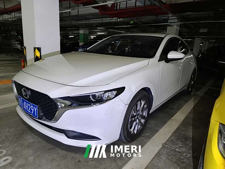 Mazda 3 Axela 2.0L Automatic Entry Trim - автомобиль из Китая