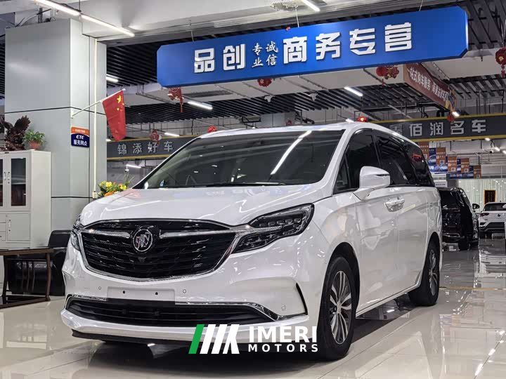 Buick GL8 ES Lu Zun 653T Exclusive Type - автомобиль из Китая