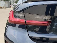 BMW 3 Series 325Li M Sports Package - фото 9