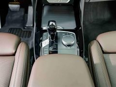 BMW X3 facelift xDrive25i M sports package - фото 15