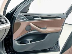 BMW X3 facelift xDrive25i M sports package - фото 16