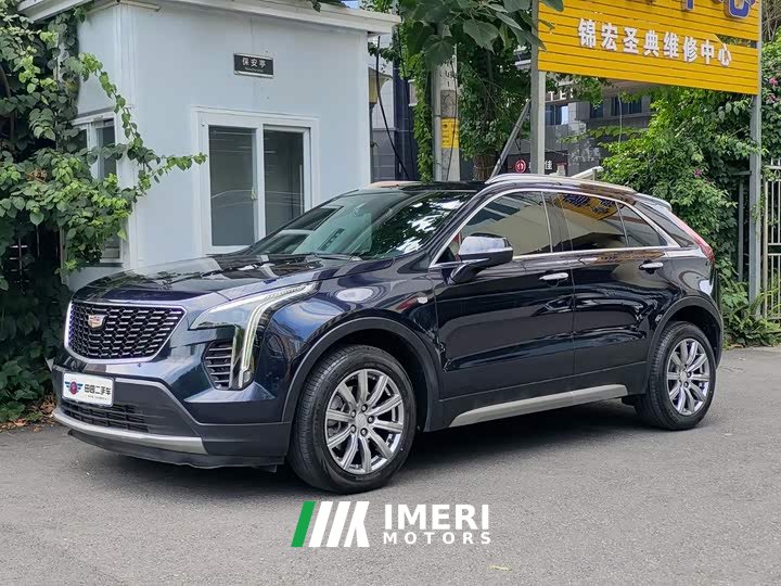 Cadillac XT4 28T two-wheel drive leading - автомобиль из Китая