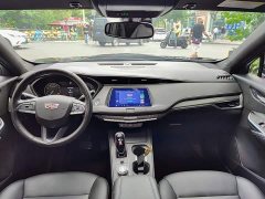 Cadillac XT4 28T two-wheel drive leading - фото 10