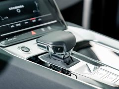 Audi Q6 40 TFSI quattro commemorative edition Yulin package 7 seats - фото 13