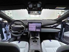 Lynk & Co Gaohe HiPhi Z four-seater version - фото 8