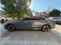 BMW i5 eDrive 35L Exclusive M Sports Package - фото 3