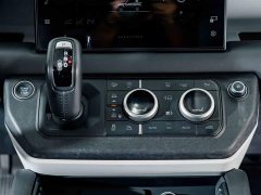Land Rover Defender 90 3.0T P400 HSE - фото 13