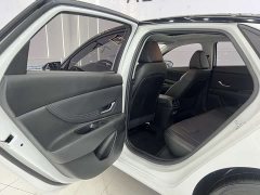 Lexus Elantra 2022 1.5L CVT LUX Premium Edition - фото 11