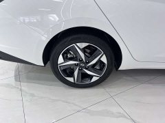 Lexus Elantra 2022 1.5L CVT LUX Premium Edition - фото 19