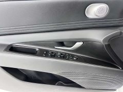 Lexus Elantra 2022 1.5L CVT LUX Premium Edition - фото 8