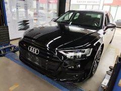Audi S8 S8L 4.0TFSI quattro - фото 1