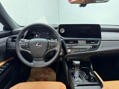 Lexus ES 2023 200 Excellence Edition - фото 17