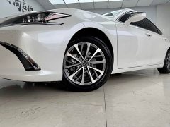 Lexus ES 2023 200 Excellence Edition - фото 19