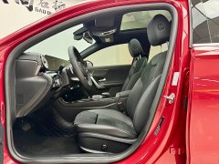 Mercedes-Benz A-Class 2022 Facelift Three A 200 L Sports Sedan Fashionable - фото 5
