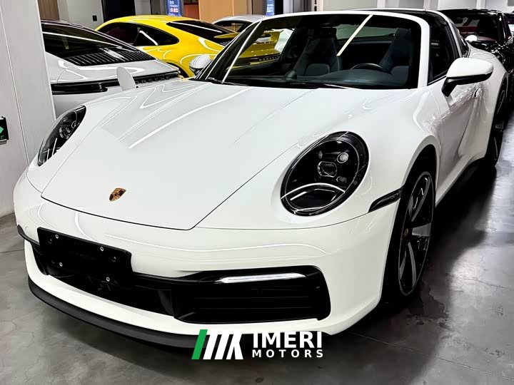 Porsche 911 2023 Targa 4 3.0T - автомобиль из Китая