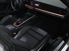 Porsche 911 2023 Targa 4 3.0T - фото 2