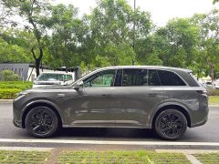 Li Auto Ideal L8 Max - фото 5