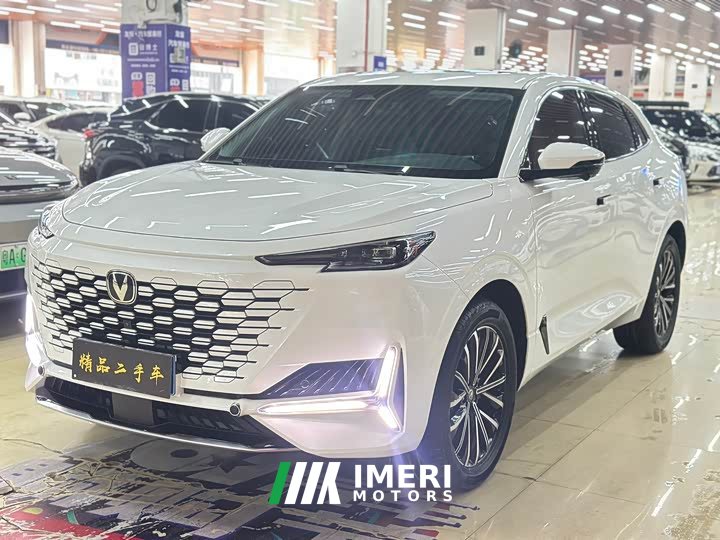 Changan UNI-K 2.0T two-wheel drive Yueshang - автомобиль из Китая