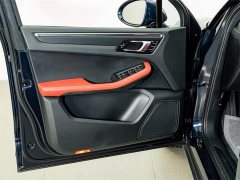 Porsche Macan 2.0T - фото 16