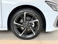 Audi A3 Sportback 35 TFSI stylish and sporty - фото 16