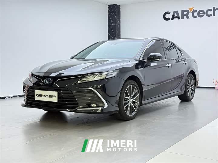 Toyota Camry Shuangqing 2.5HG Deluxe Edition