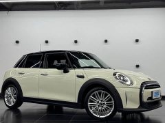 MINI 1.5T COOPER Artist Five-Door Edition - фото 3