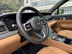 Li Auto Ideal ONE 2020 extended range 6-seater version - фото 6
