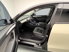 Tesla Model Y rear-wheel drive version - фото 15