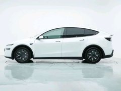 Tesla Model Y L long-range all-wheel drive version - фото 3