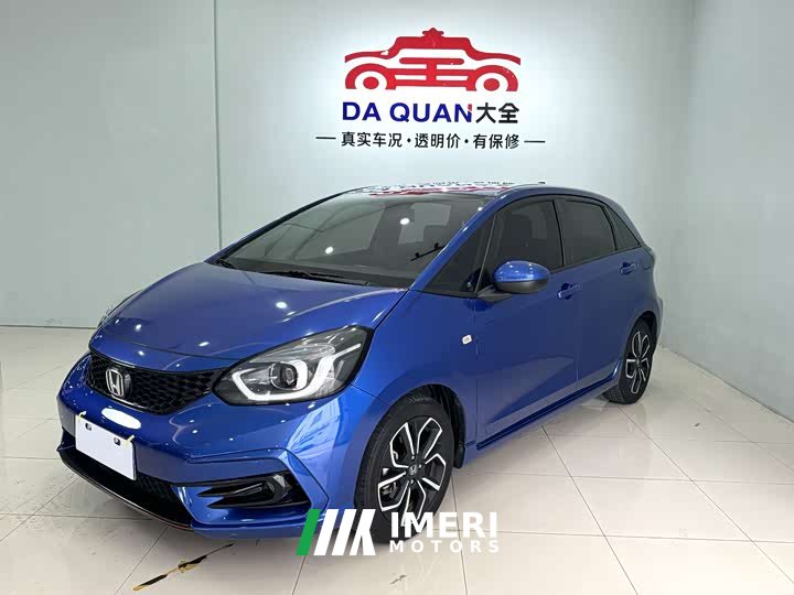 Lynk & Co LIFE 1.5L CVT SPORT Heartbeat Edition