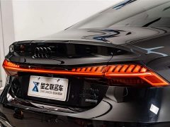 Audi A7L 45 TFSI quattro Black Warrior Edition - фото 9