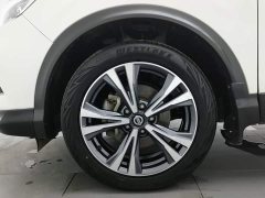 Nissan Qashqai 2.0L CVT Deluxe Edition - фото 17