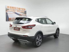 Nissan Qashqai 2.0L CVT Deluxe Edition - фото 2