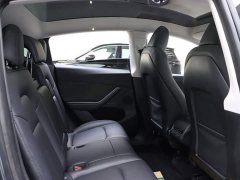Tesla Model Y rear-wheel drive version - фото 15