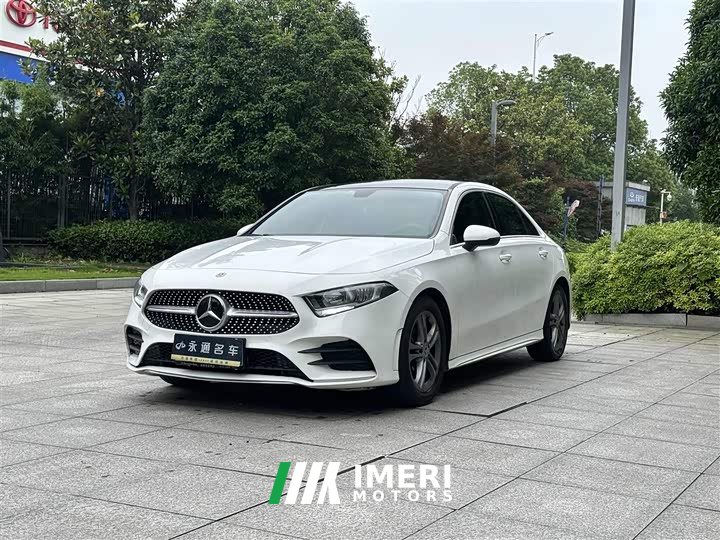 Mercedes-Benz A-Class A 180 L Sports Sedan - автомобиль из Китая
