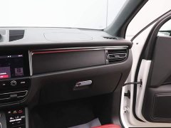 Porsche 2023 Porsche Macan 2.0T - фото 19