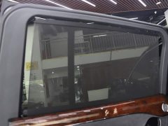 Hongqi Golden Sunflower Guoyao 4.0T elegant flag version 6 seats - фото 20