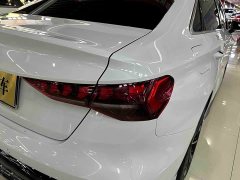 Audi A3 A3L Limousine 35TFSI Flying Spur Exclusive - фото 19