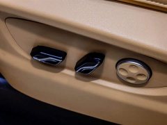 VOYAH Dream PHEV 4WD Excellence Qiankun Edition - фото 13
