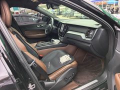 Volvo XC60 B5 four-wheel drive Zhiyi luxury version - фото 11