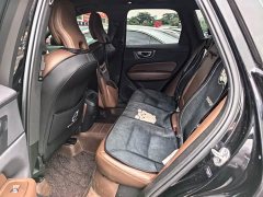 Volvo XC60 B5 four-wheel drive Zhiyi luxury version - фото 9