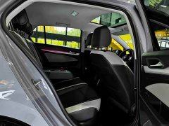 Volkswagen Golf 2023 280TSI DSG Pro - фото 19