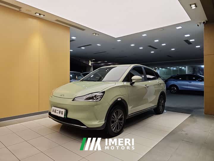 Lynk & Co Nezha V Chao 400 Lite - автомобиль из Китая